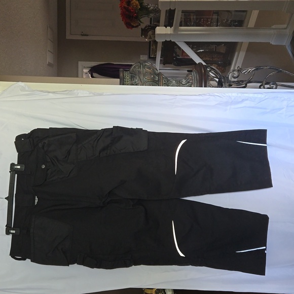 Pants - Picture 4 of 11